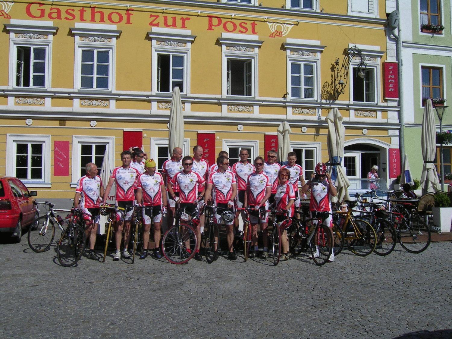 Hotel Gasthof Zur Post Obernberg am Inn Buitenkant foto