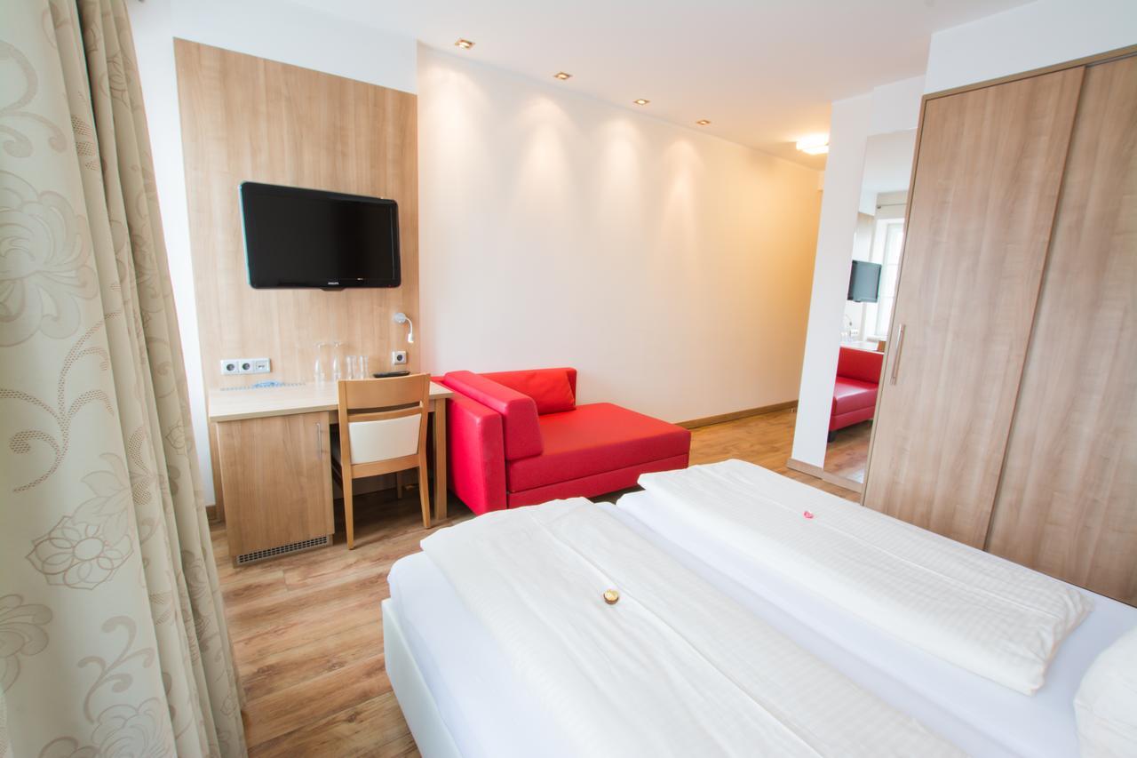 Hotel Gasthof Zur Post Obernberg am Inn Buitenkant foto