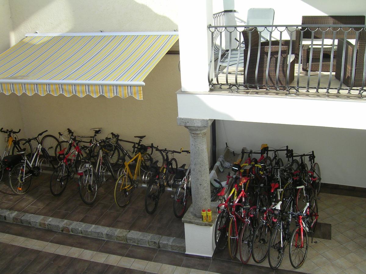Hotel Gasthof Zur Post Obernberg am Inn Buitenkant foto